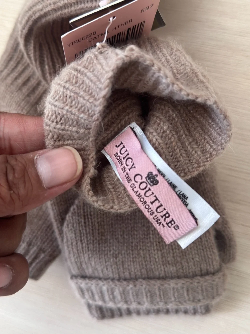 Juicy Couture Oatmeal Heather Convertible Knit Mittens
